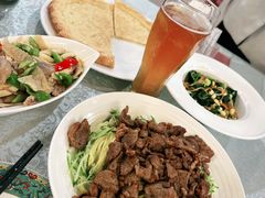 -汗腾格里·风味餐厅(新疆驻京办店)
