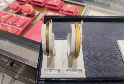 -周大福CHOW TAI FOOK(金汇广场珠宝店)