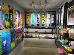 -聚点滑板SPOT SKATE(常熟路店)
