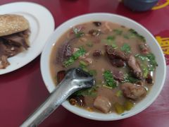 -清真八大碗(G6辅路店)