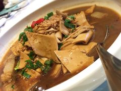 -泓历皇朝酒店(东亭店)