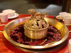 -小龙翻大江文化火锅(宽窄店)