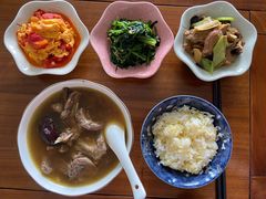 -爱贝尔高端月嫂(母婴护理)