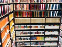 -钟书阁(群光广场店)