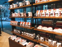 -Laderach 莱德拉(上海环贸iapm店)