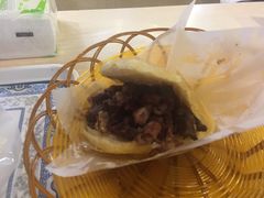 -闫家驴肉老店(华电一校店)