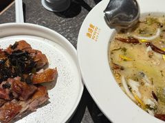 -渔语鱼新川菜Bistro(万象天地店)
