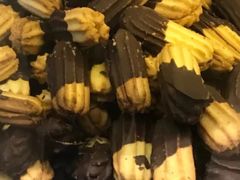 巧克力维纳斯-上海哈尔滨食品厂(淮海中路店)