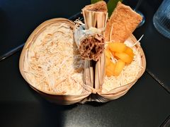 泡鲁达-Ameigo梅果·云贵川bistro(长宁来福士店)