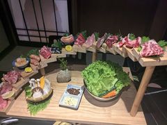 -山川小町·极番烧肉(新地假日广场店)