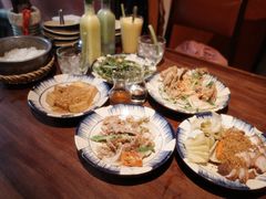 -Cục Gạch Quán