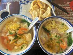 -长人馄饨铺(解放街店)