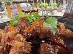 -土砂锅生态山庄·非遗砂锅雅鱼
