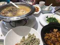 养生酸汤肥牛-峨嵋酒家总店(车公庄店)