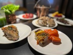 -钱小奴海鲜自助黑金店(杭州滨江龙湖店)