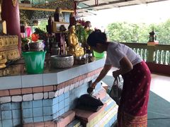 -ခြောက်ထပ်ကြီးရွှေသာလျောင်းဘုရားကြီး