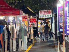 -吴山路夜市