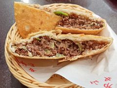 牛肉盒子-方中山胡辣汤(成都首店)