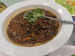 -王朝大酒店徐汇店-地面停车场