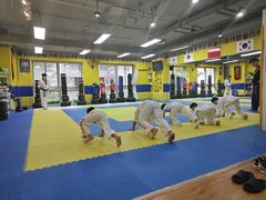 -哈喽实战跆拳道·跳绳·体能(慈云寺馆)