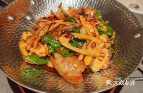 Panda Bamboo Shoot and Native Pork Sichuan-style Stir-fry