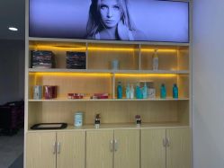 -Coo Hair salon