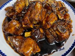 -胡子饮食店