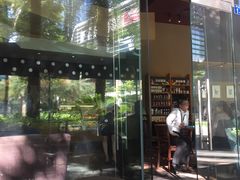 -星巴克臻选(深圳嘉里建设广场店)