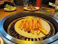 -豚豚猪村烤肉·韩国烤肉(总店)
