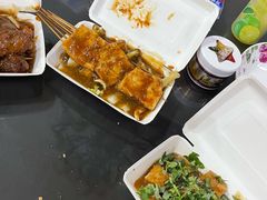 -吕奎小吃老兵臭豆腐