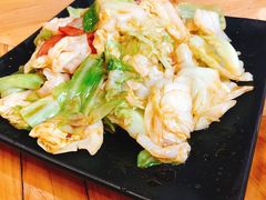 手撕包菜-外婆船宴餐厅·外婆喊你回家吃饭