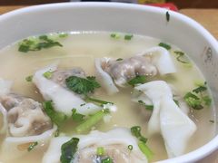 -南城香·饭香串香馄饨香(青年路店)