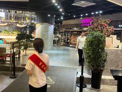 -圣罗巴甄选自助(麦凯乐店)