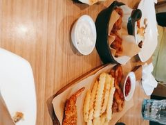 -必胜客(阿罗海店)