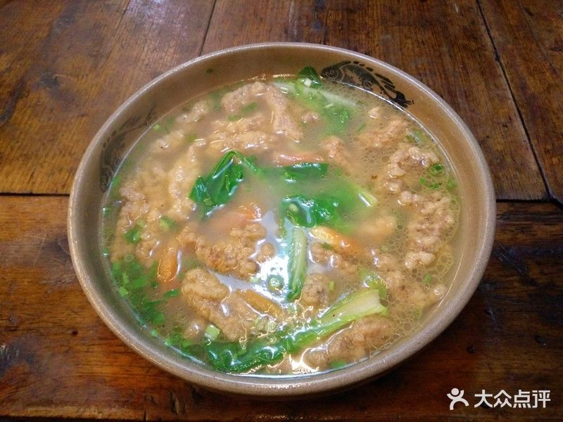 四海聚特色中餐馆酥肉汤图片