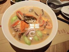 -荣家黄鱼面(南京西路店)