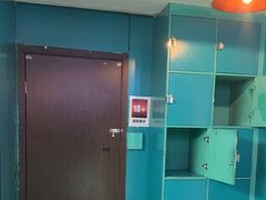 -荒岛实景沉浸密室(江汉路1店)