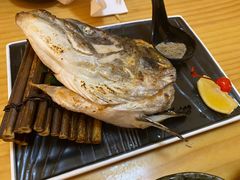 烤三文鱼头-鲔屋寿喜烧