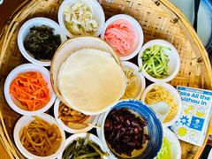 -包整·丝娃娃(一览甲秀楼风景店)