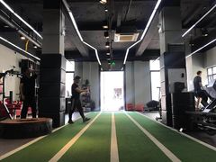-Freedom Fitness私教健身俱乐部(徐虹北路店)