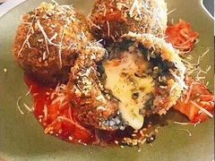 墨鱼芝士饭团-KCOOKING概念韩餐(世茂52+店)