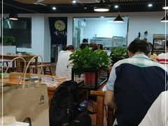 大堂-皖北巫氏三胖地锅鸡(正大店)