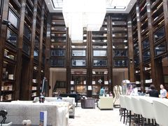 大堂-行者书屋大堂吧 ·下午茶(南京圣和府邸酒店)