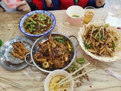 -江城燕子大排档(江汉路步行街店)