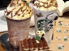 -星巴克(杭州临平银泰城B1店)