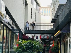 -泉乐坊步行街(烟酒特产平价超市店)