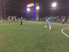 iphone_upload_pic-洛克公园·篮球·足球·羽毛球(莘庄店)