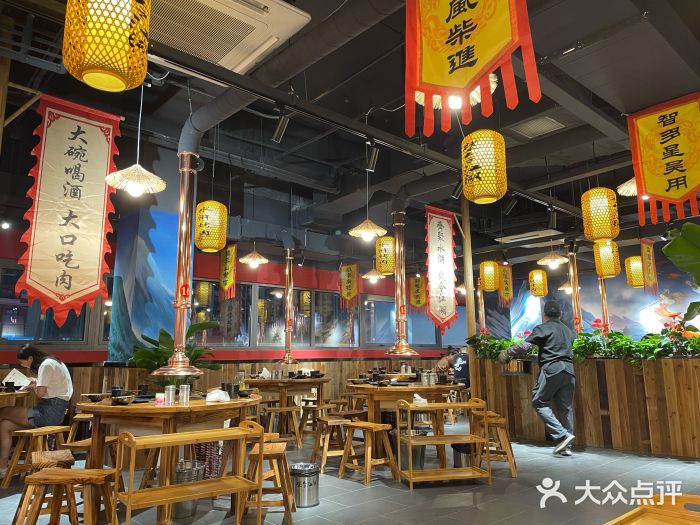 号令江湖·水浒烤肉(和畅睦邻中心店)大堂图片