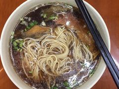-伟记奥面馆(养育巷店)