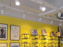 -瑞司视光眼镜·蔡司战略合作眼镜店(新街口店)